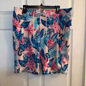 Hollister Epic Flex Tropical Floral & Snake Print Swim Trunks Size 36